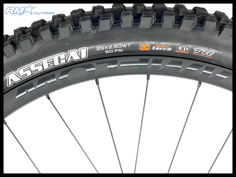 AmFlow 29er Boost Carbon  Wheelset-6