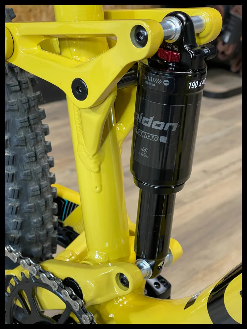 GT Zaskar FS Sport 29er Yellow Large 2023 Approved Used-5