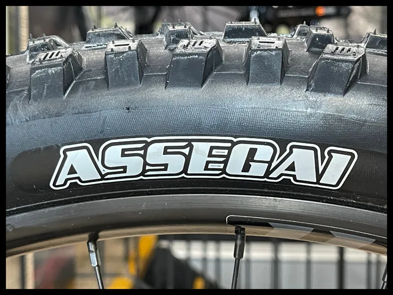 Cannondale Moterra Neo Carbon LT 2 297 Black Quartz Medium 2024-9