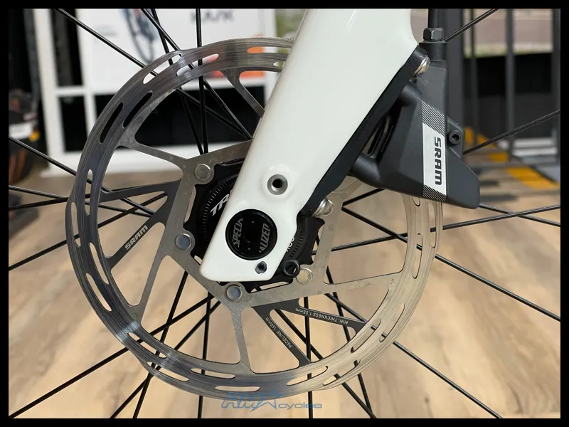 Specialized Sirrus 6.0 Large White 2025 Approved Used-6