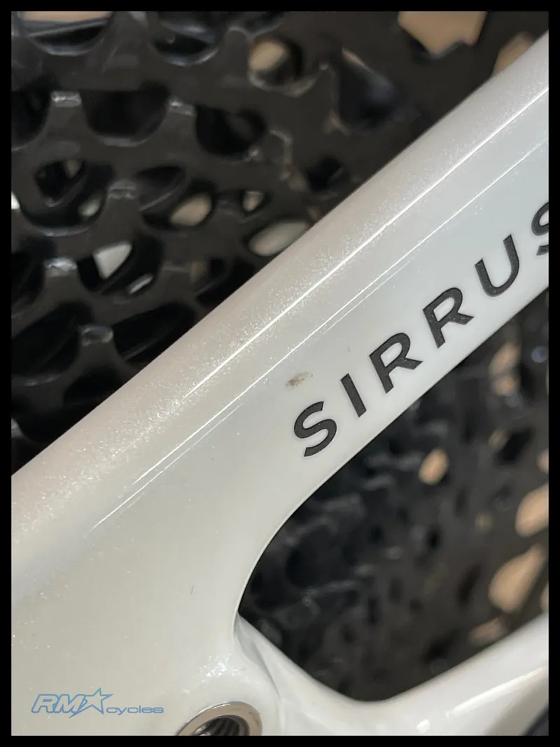 Specialized Sirrus 6.0 Large White 2025 Approved Used-10