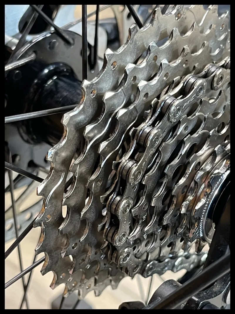 Giant Explore E+ 1 Pro Black Medium 2020 Approved Used-2