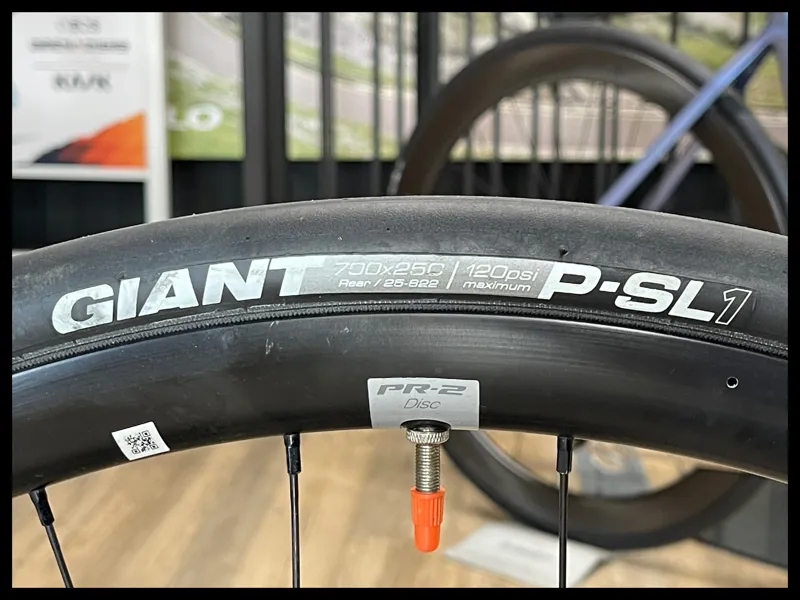 Liv Avail Advanced 2-HRD Small Carbon 2017 Approved Used-8