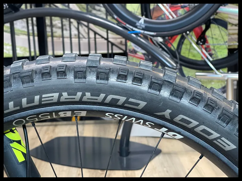 Pivot Shuttle XT Carbon eMTB Medium Blue/Yellow 2018 Approved Used-13