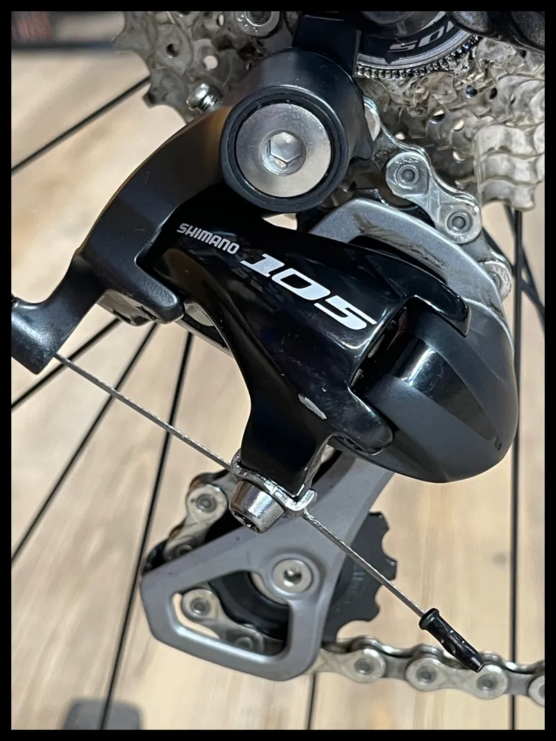 Giant Defy Composite 2 compact Small Dark Grey 2013 Approved Used-3