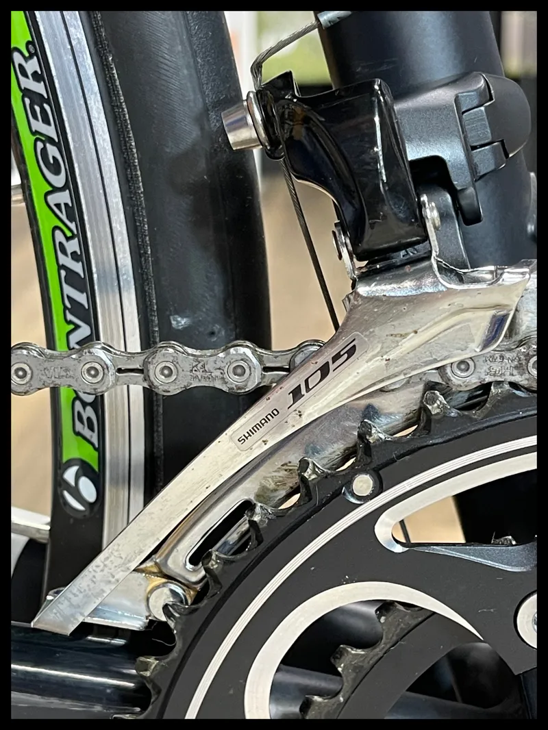 Trek Domane 2.3 54cm Matt Crystal White-Black 2016 Approved Used-4