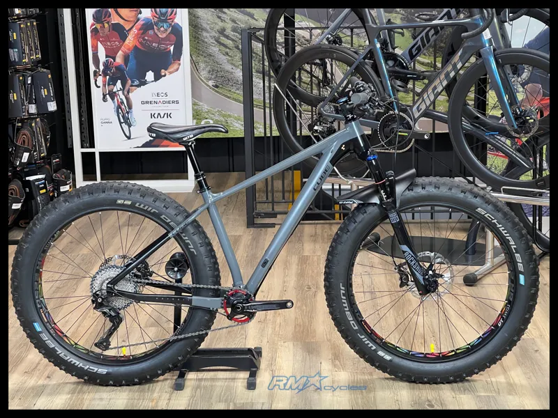 Cube Fat Bike Nautrail Race Medium Black 2016 Approved Used