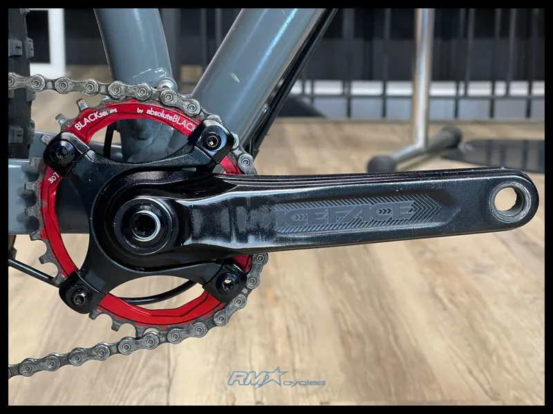 Cube Fat Bike Nautrail Race Medium Black 2016 Approved Used-5