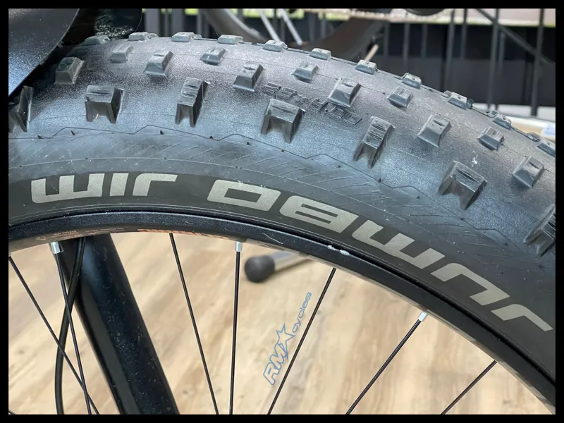 Cube Fat Bike Nautrail Race Medium Black 2016 Approved Used-13