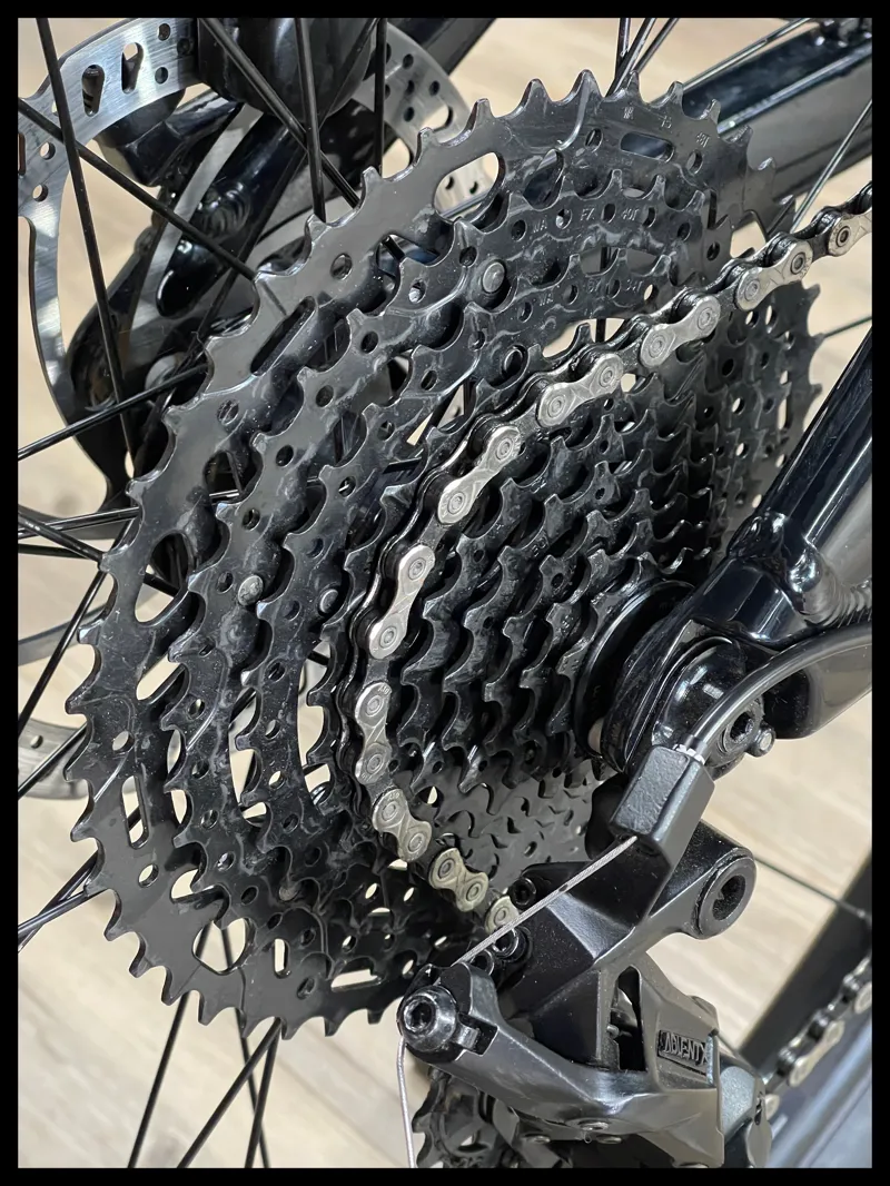 GT Force Sport FS Mountain Bike Black Large 2022 Approved Used-2