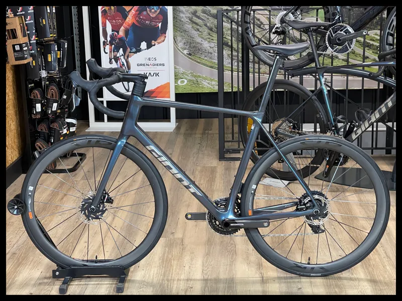 Giant TCR ADV pro 0 AXS Large Ocean Twilight 2025 Approved Used-1