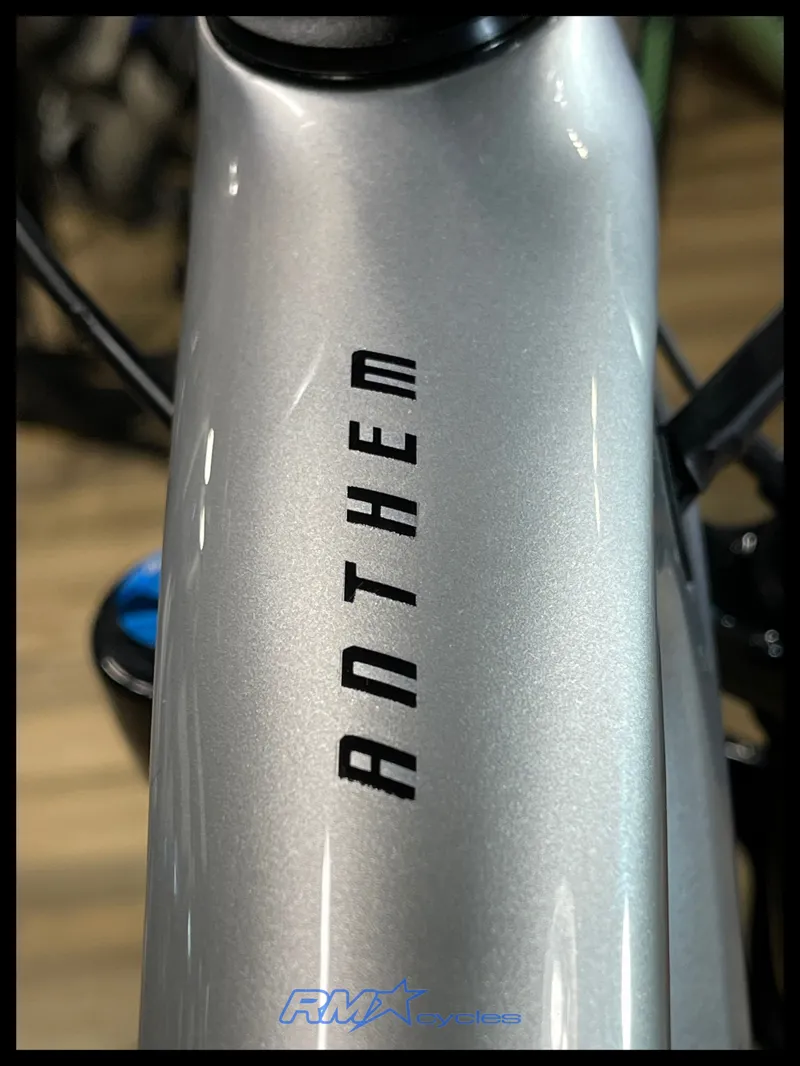 Giant Anthem Advanced Pro 29 1 Large Supernova 2023 Approved Used-2