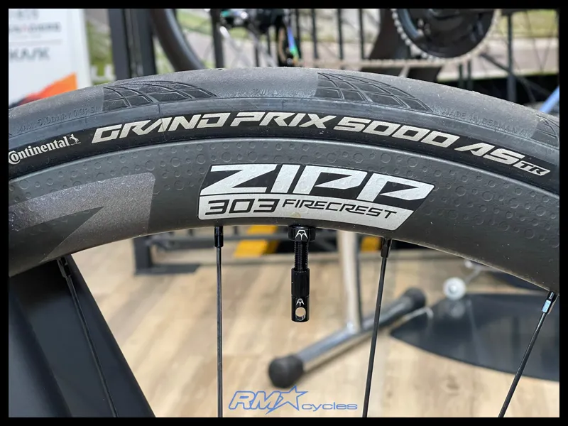 Colnago V4rs AXS Force 2024 Approved Used-10