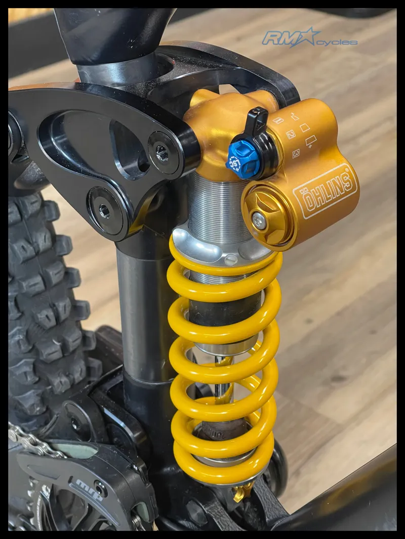 Atherton A.200 Downhill Carbon Mountain bike Medium in Raw Carbon Approved Used-5