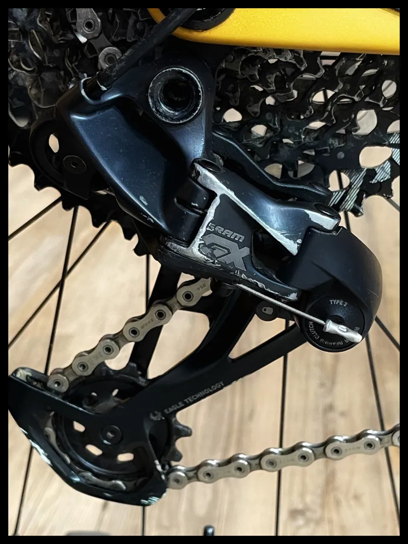 Santa Cruz Bronson C GX build Medium 2022 APPROVED USED-3