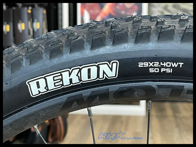 Yeti ARC C1 Hardtail Beige Dom 2022 Medium Custom Build Approved Used-13