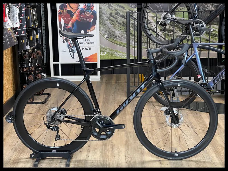 Giant TCR Advanced Disc 2 Carbon M-Large 2022 Approved Used