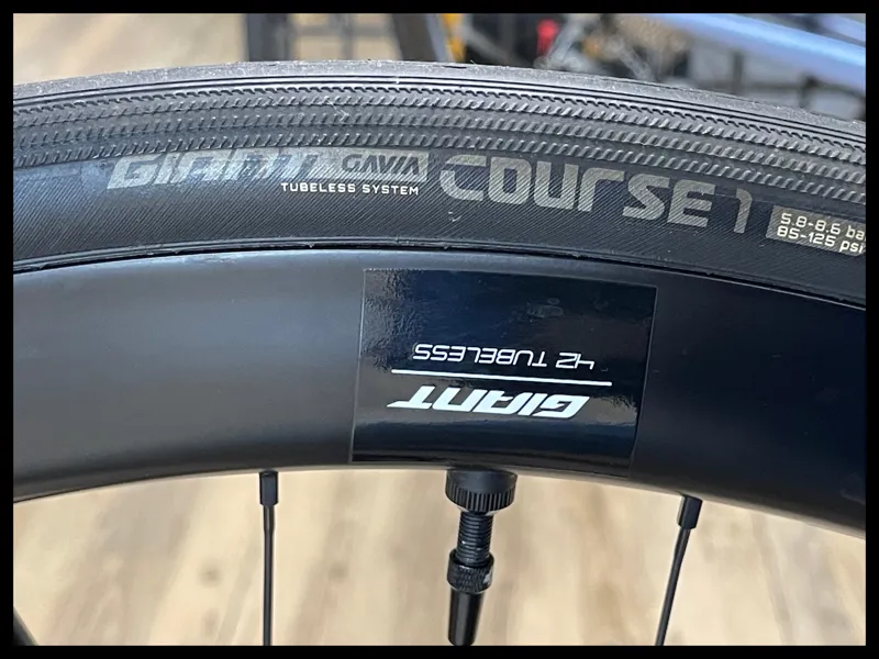 Giant TCR Advanced Disc 2 Carbon M-Large 2022 Approved Used-8
