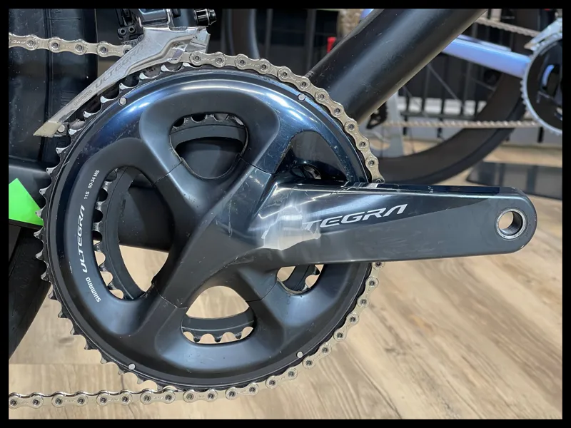 Giant Defy Advanced Pro 1 M-Large Carbon Ultegra 2017 Approved Used-5