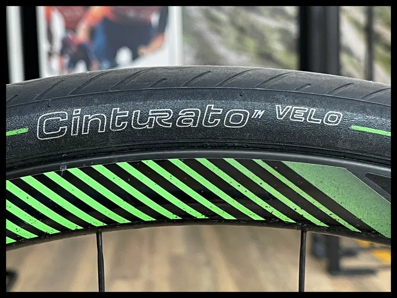 Giant Defy Advanced Pro 1 M-Large Carbon Ultegra 2017 Approved Used-8