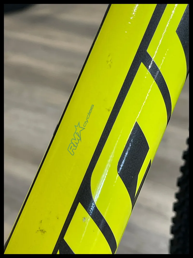 Giant ARX 20 Kids Bike Yellow 2021 Approved Used-6