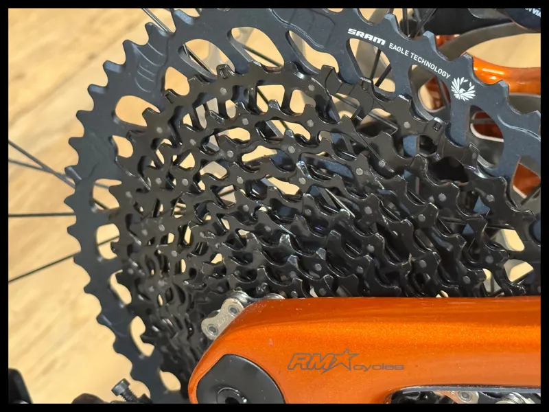 Giant Reign Adv Pro 29 1 Medium Amber Glow/Rainbow 2023 Approved Used-3