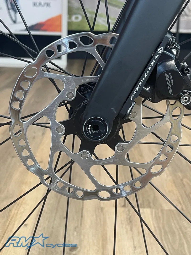 Cannondale CAAD14 Shimano 105 Black 56cm Ex-Display-9