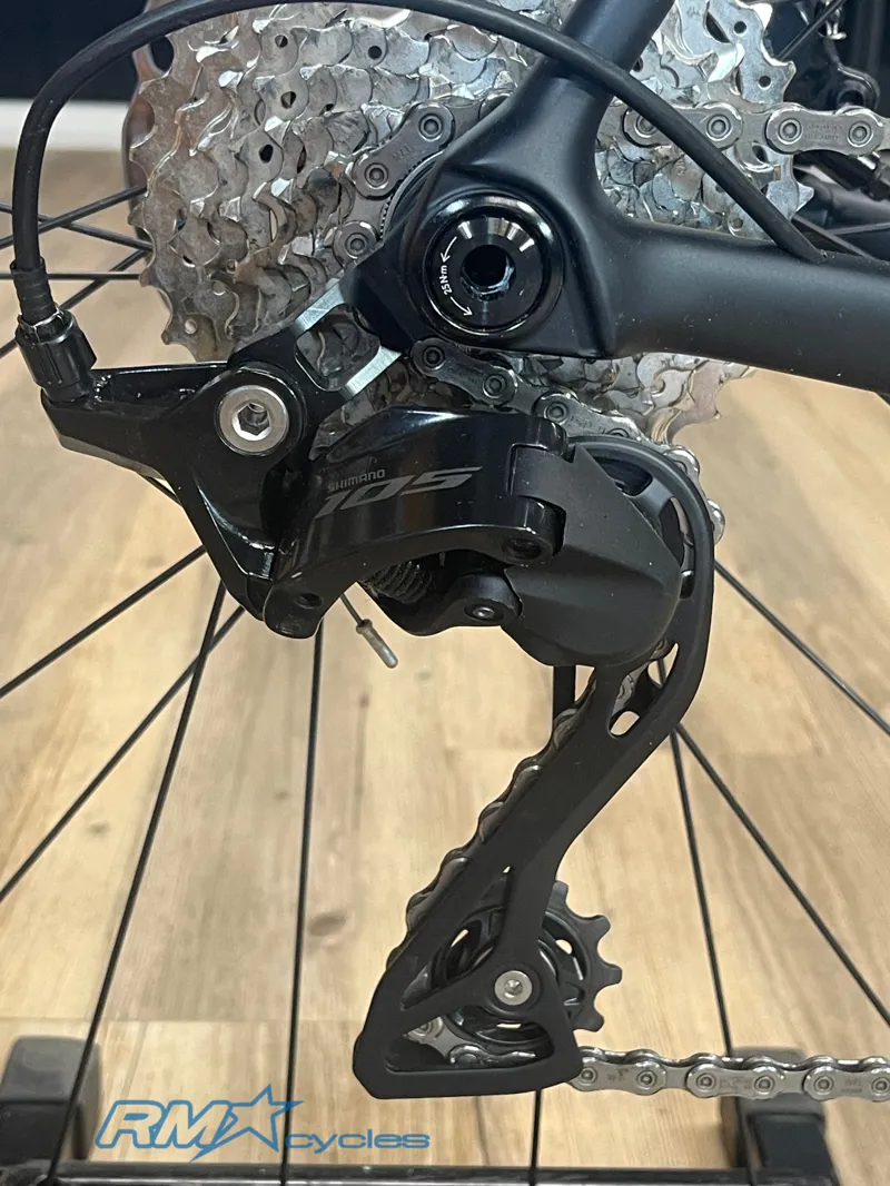 Cannondale CAAD14 Shimano 105 Black 56cm Ex-Display-4