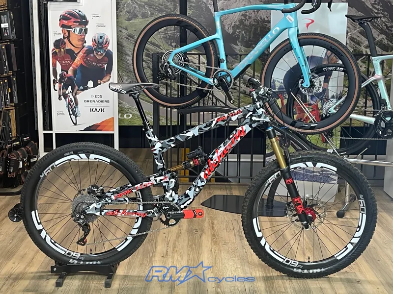 Alchemy Arktos 2017 Custom Urban Camo Ex-demo