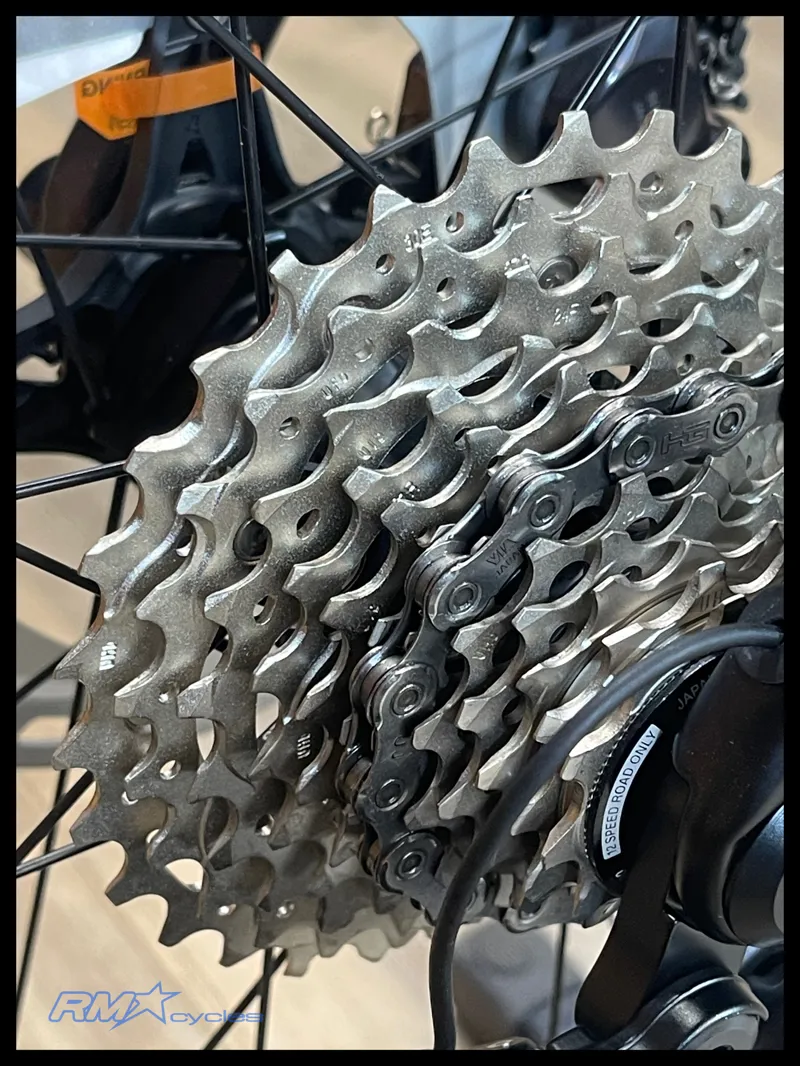 Pinarello F7 Disc Ultegra Di2 12S Fulcrum Bicycle-2