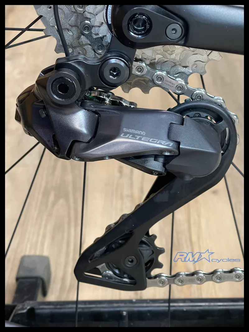 Pinarello F7 Disc Ultegra Di2 12S Fulcrum Bicycle-3