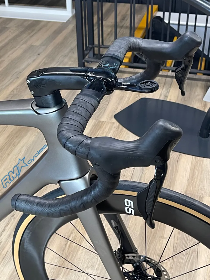 Enve Melee Shimano Dura-Ace Di2 Road Bike Silver 56cm-4
