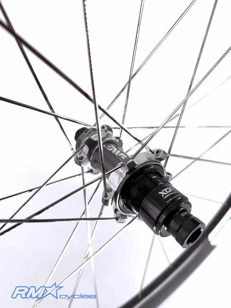 Enve Pro SES 4.5 Rear XDR Carbon Wheel-2