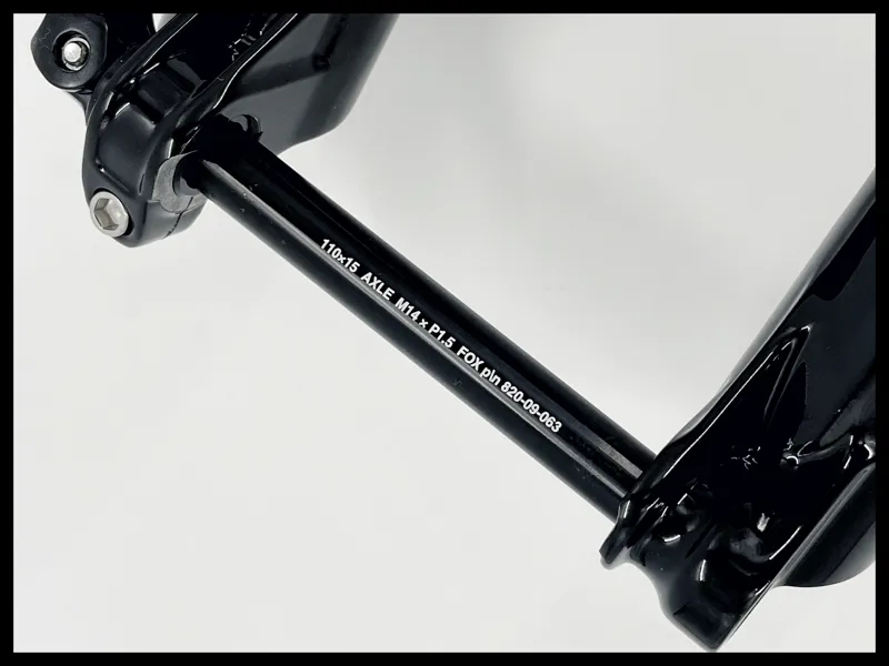 Fox Performance Elite Series 38 FLOAT 29 170 Grip 2-2