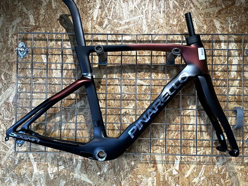 Frame Kit Dogma F 55cm LUXTER RED GOLD-1