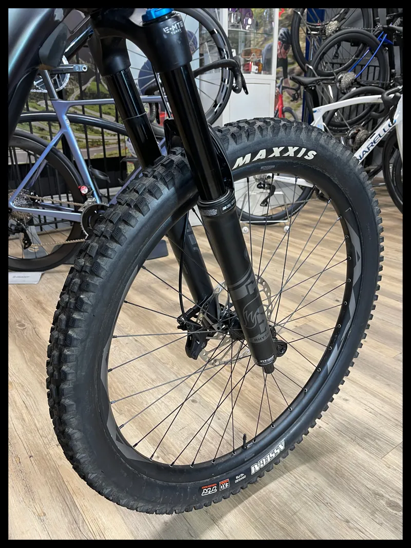 Liv intrigue X E+ 2 Pro 29er Small Dark Iridescent 2021 Approved Used-5
