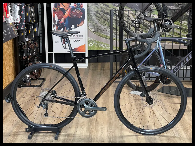 Giant Contend AR 1 Custom Build M-Large Black 2022 Ex-Demo