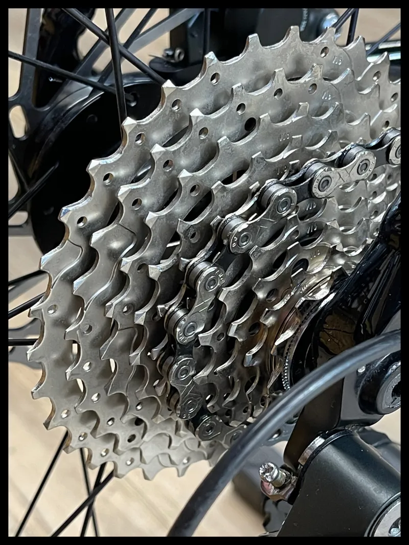 Giant Contend AR 1 Custom Build M-Large Black 2022 Ex-Demo-2