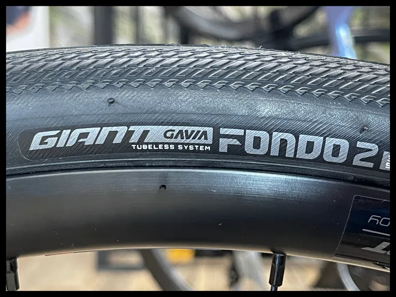 Giant Contend AR 1 Custom Build M-Large Black 2022 Ex-Demo-8