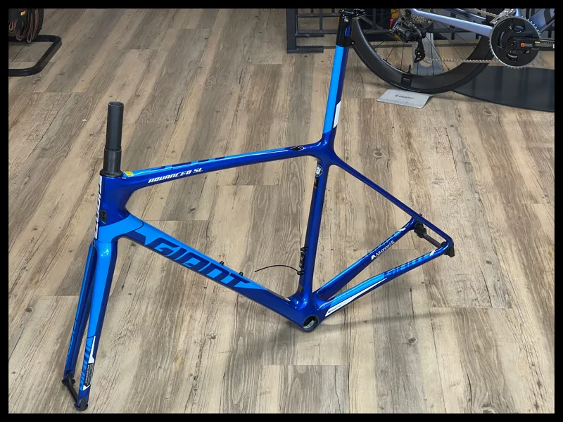 Giant TCR Adv SL 0 Rim Brake Medium Electric Blue Frame Set 2019-1