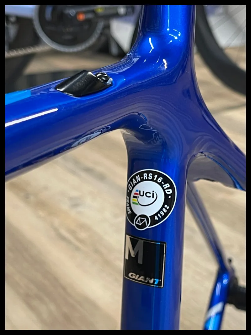 Giant TCR Adv SL 0 Rim Brake Medium Electric Blue Frame Set 2019-2