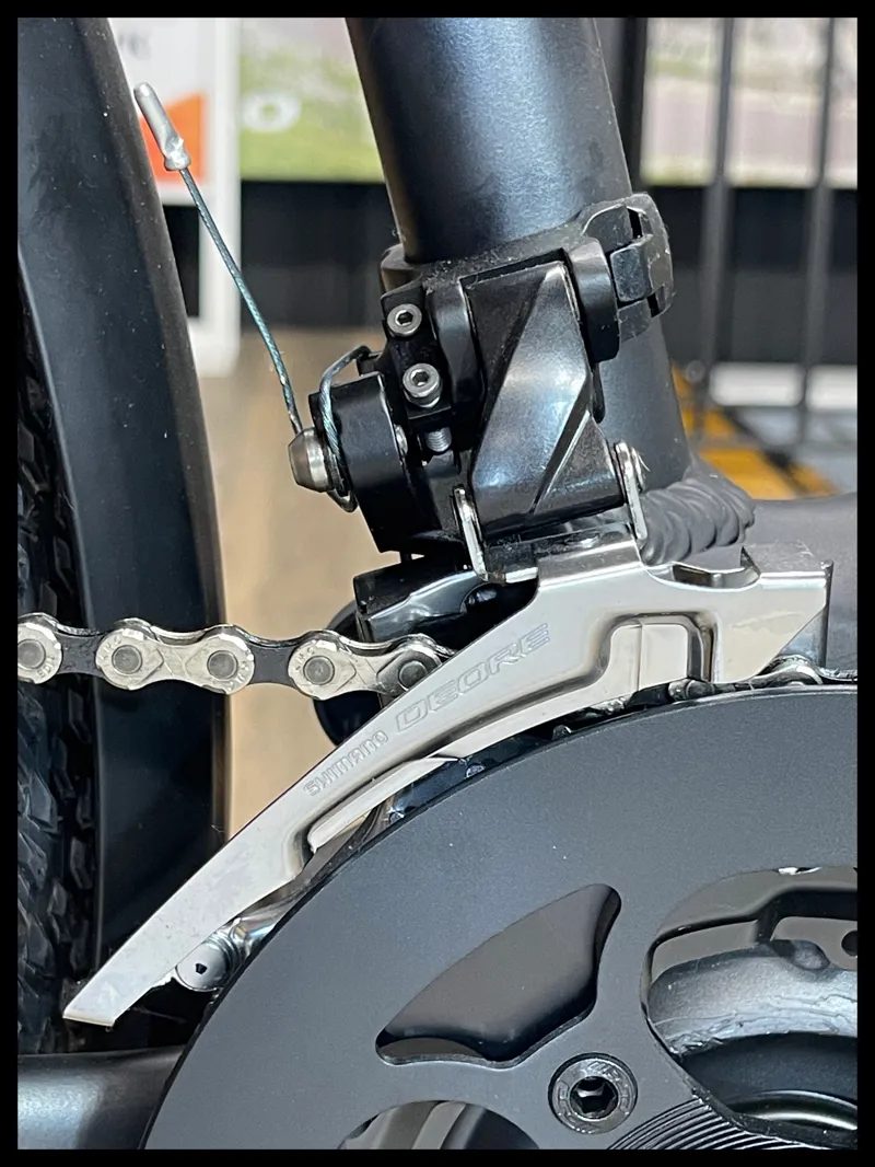 Giant Explore E+ 1 625Wh Gunmetal Black large 2022 Ex-Display-4