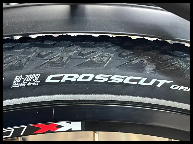 Giant Explore E+ 1 625Wh Gunmetal Black large 2022 Ex-Display-9