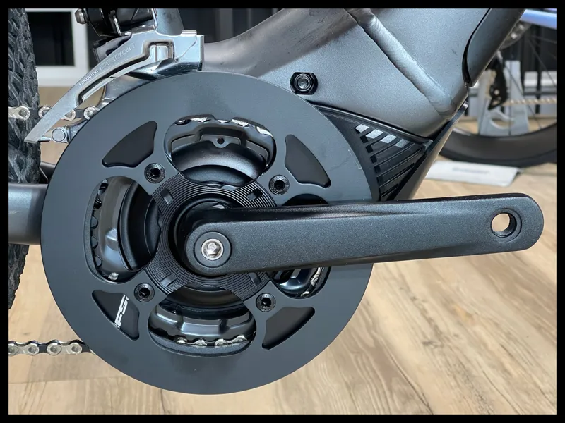 Giant Explore E+ 1 Gunmetal Black Medium 2022 Ex-Display-5