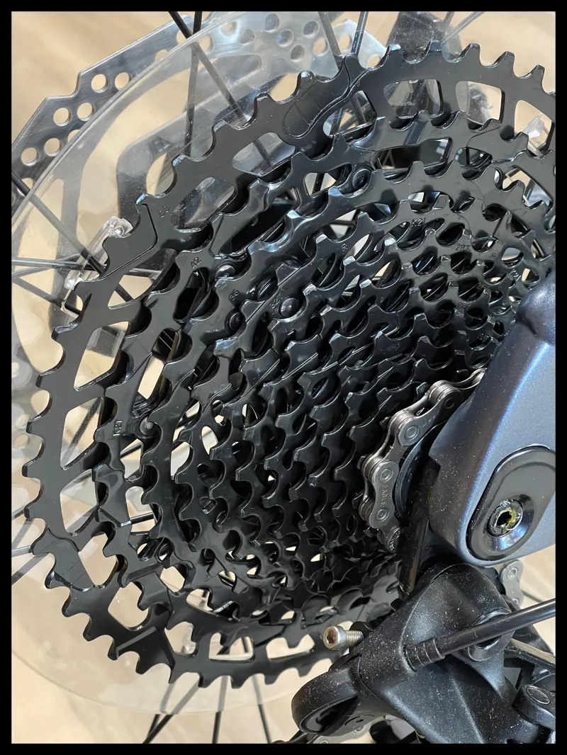 Giant Fathom 1 Knight Shield Medium 2022-2