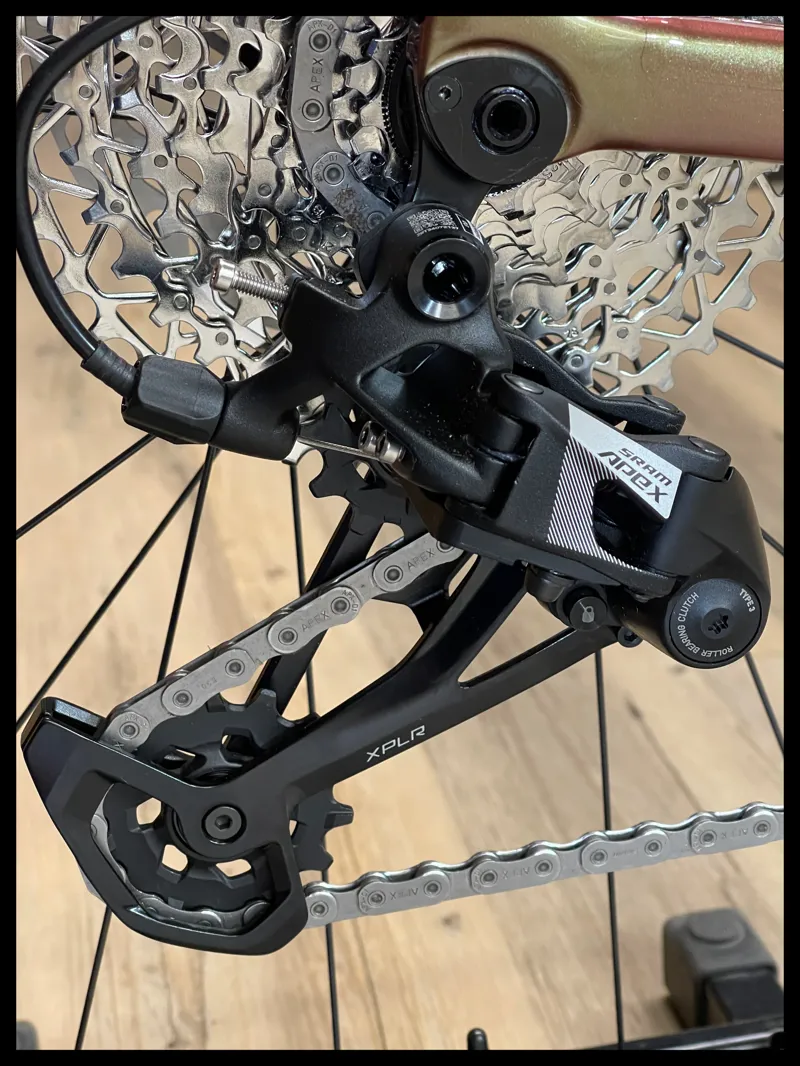 Giant TCX Advanced Pro 2 Messier M-Large 2023 Custom Build Ex-Display-3