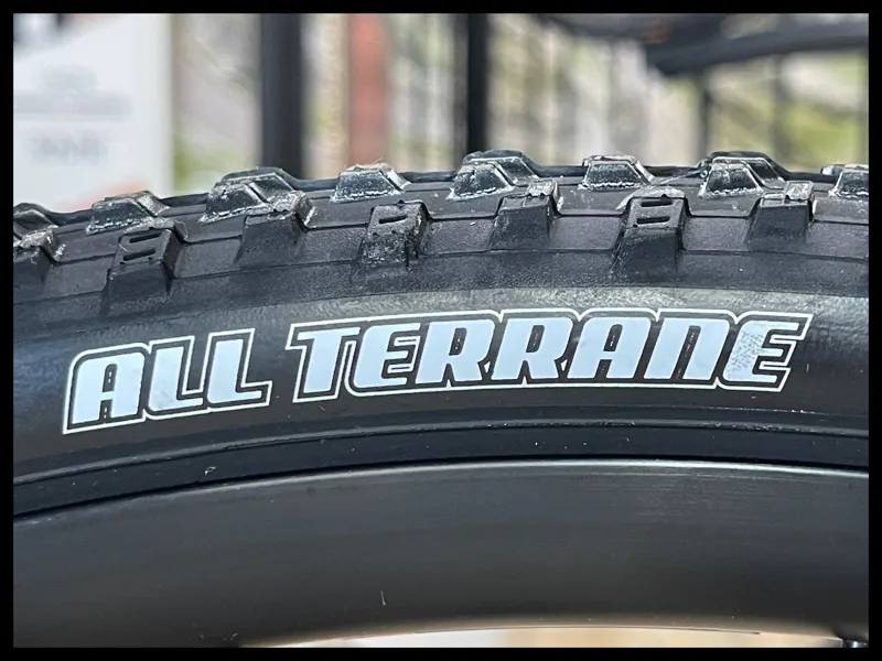 Giant TCX Advanced Pro 2 Messier M-Large 2023 Custom Build Ex-Display-7