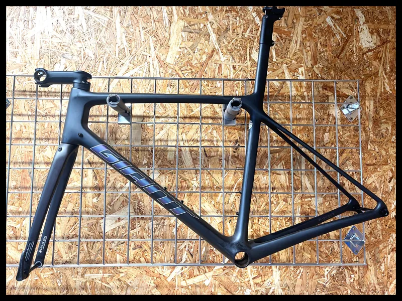 Giant TCR Advanced SL 0 DISC Raw Carbon ML 2023