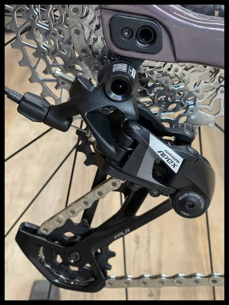 Giant Revolt Advanced 0 ML Charcoal Plum Custom Build 2024 Ex-Display-3