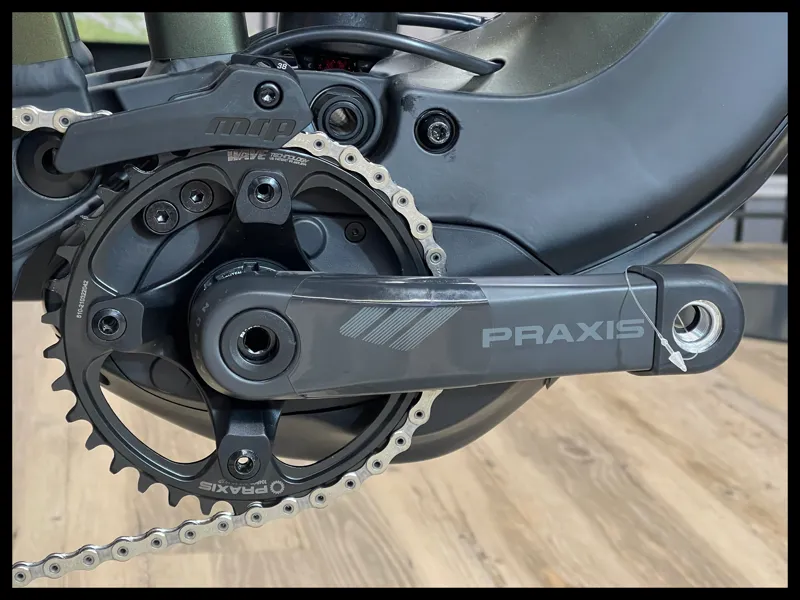 Giant Reign E+ 0 MX Pro 625w  25km/h Medium Phantom Green/Black 2021-4